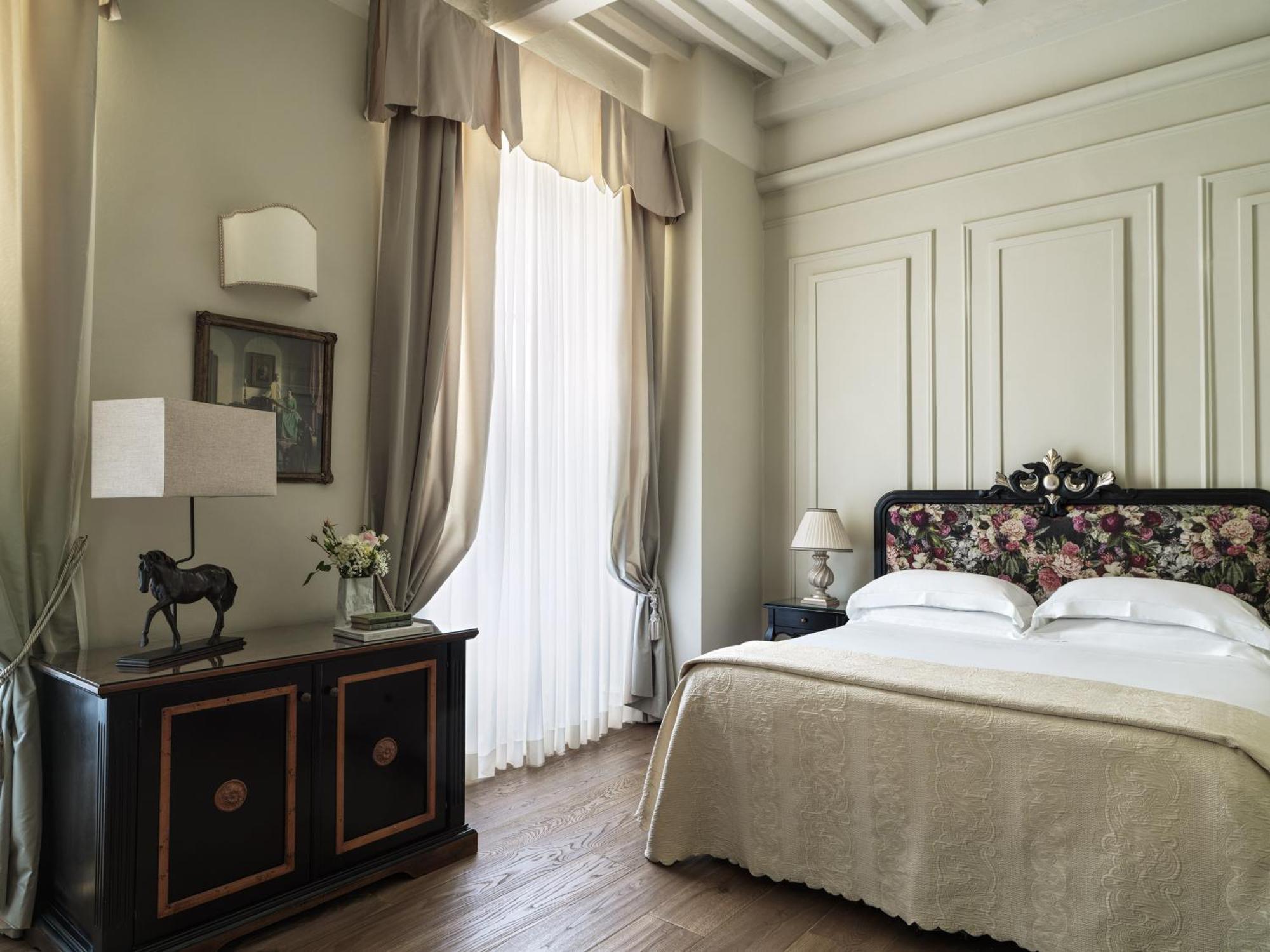 Villa Di Piazzano - Small Luxury Hotels Of The World 哥尔顿 外观 照片